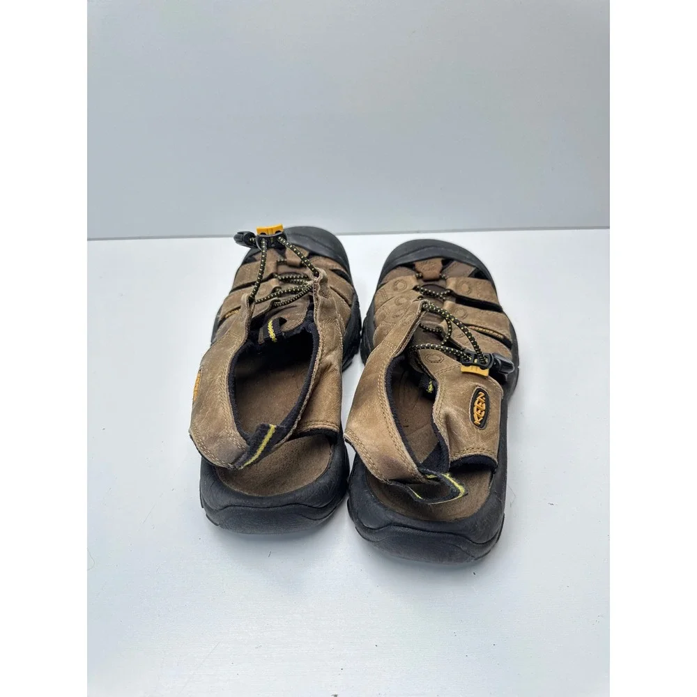 Keen Newport H2 Mens Brown Leather Waterproof Sport Hiking Sandals Size 8.5